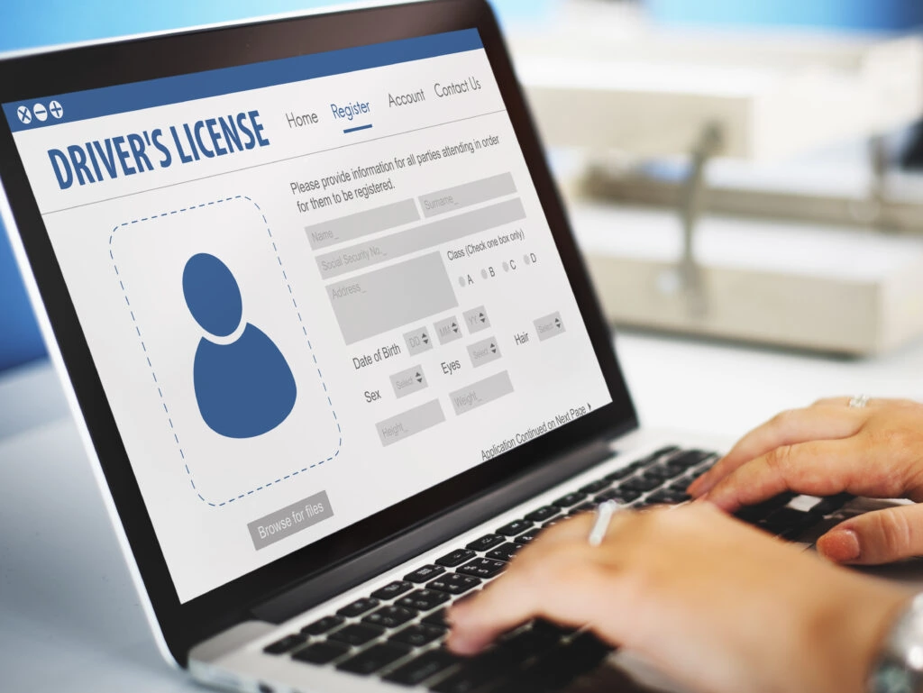 Cover image for How long does it take to get a CDL license in Nevada: Your Comprehensive Timeline Cover image for blog post: How long does it take to get a CDL license in Nevada: Your Comprehensive Timeline - Lili Nguyen